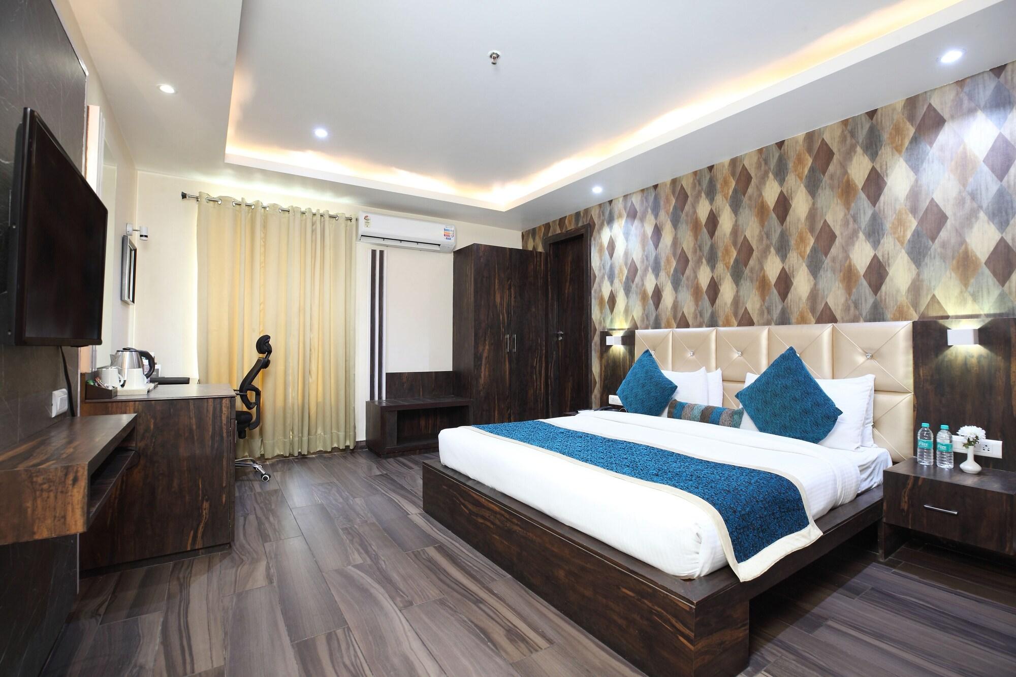 Pinnacle By Click Hotels, Лакхнау Екстер'єр фото