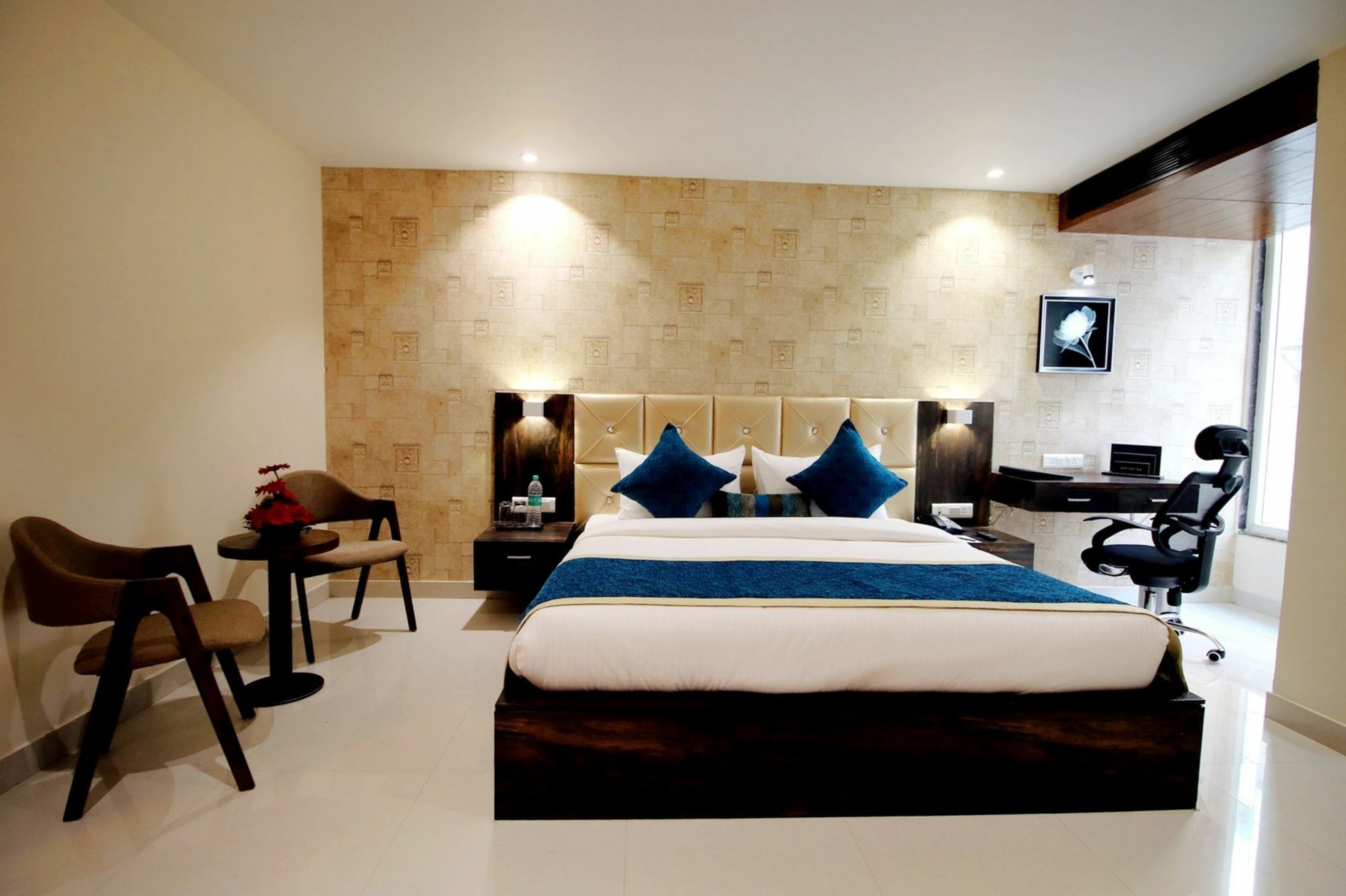Pinnacle By Click Hotels, Лакхнау Екстер'єр фото